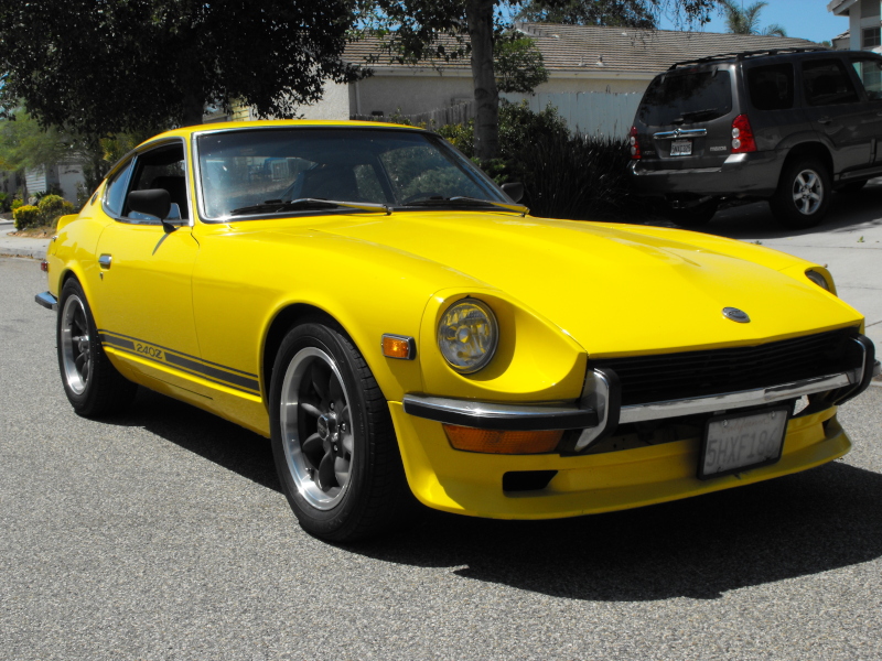 yellow 240Z